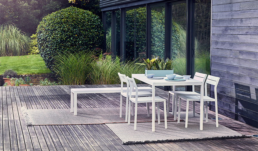 Modern outdoor furniture ideas