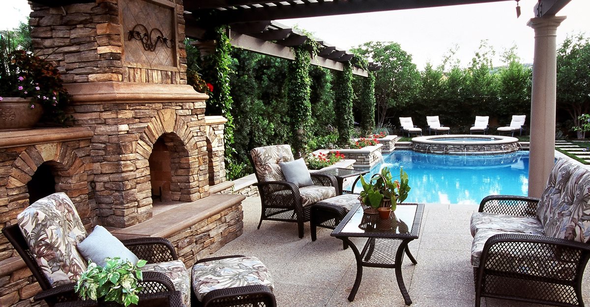 Outdoor Living Space Ideas